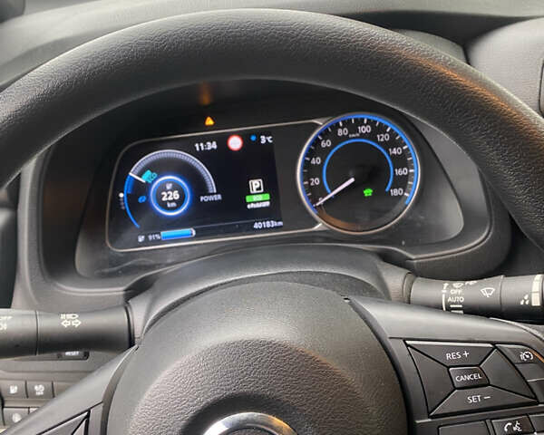 Белый Ниссан Лиф, объемом двигателя 0 л и пробегом 41 тыс. км за 13100 $, фото 17 на Automoto.ua