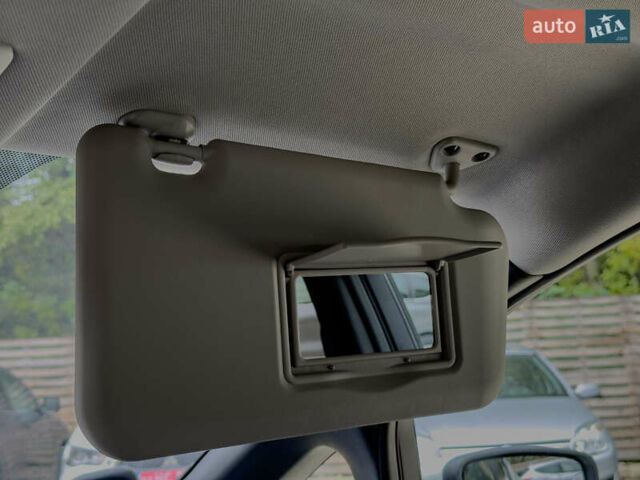 Білий Ніссан Ліф, об'ємом двигуна 0 л та пробігом 18 тис. км за 14500 $, фото 81 на Automoto.ua