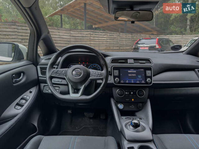 Білий Ніссан Ліф, об'ємом двигуна 0 л та пробігом 18 тис. км за 14500 $, фото 87 на Automoto.ua