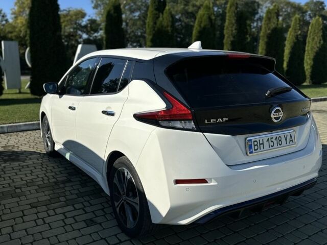 Білий Ніссан Ліф, об'ємом двигуна 0 л та пробігом 44 тис. км за 15500 $, фото 4 на Automoto.ua