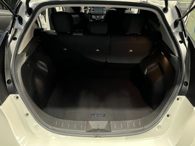 Белый Ниссан Лиф, объемом двигателя 0 л и пробегом 27 тыс. км за 13800 $, фото 23 на Automoto.ua