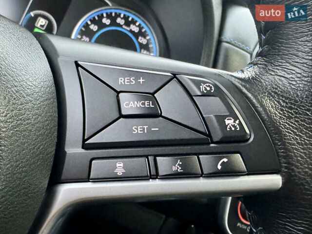 Белый Ниссан Лиф, объемом двигателя 0 л и пробегом 44 тыс. км за 14950 $, фото 37 на Automoto.ua