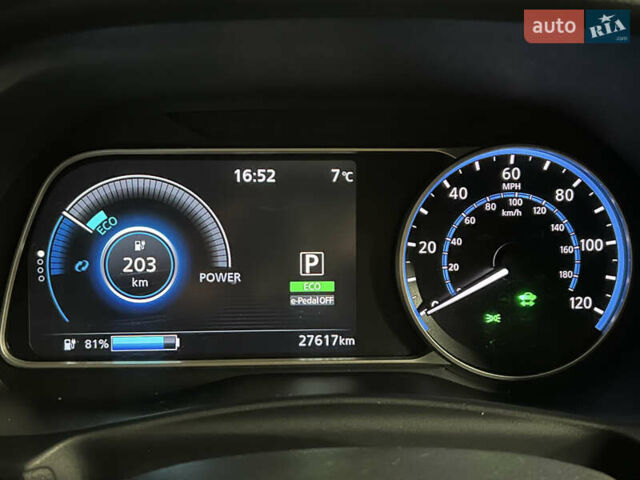 Белый Ниссан Лиф, объемом двигателя 0 л и пробегом 27 тыс. км за 12900 $, фото 28 на Automoto.ua