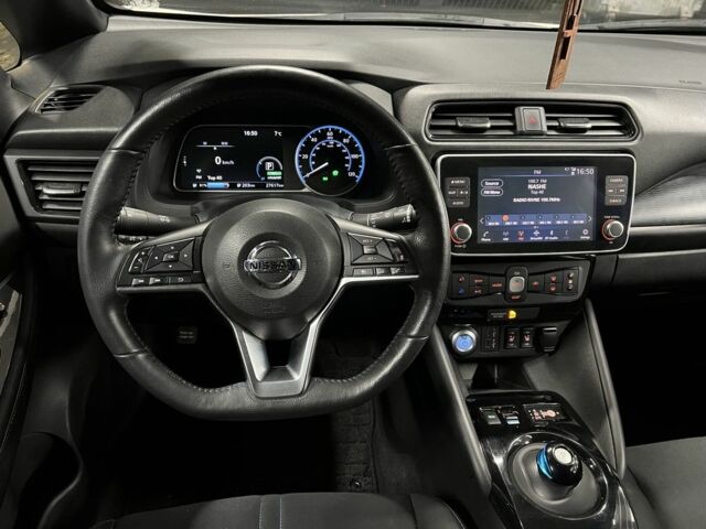 Белый Ниссан Лиф, объемом двигателя 0 л и пробегом 27 тыс. км за 13800 $, фото 15 на Automoto.ua