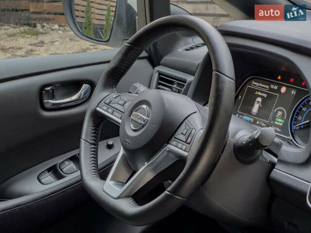 Білий Ніссан Ліф, об'ємом двигуна 0 л та пробігом 18 тис. км за 14500 $, фото 102 на Automoto.ua