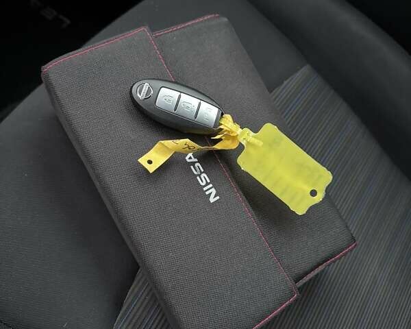 Белый Ниссан Лиф, объемом двигателя 0 л и пробегом 77 тыс. км за 13200 $, фото 42 на Automoto.ua