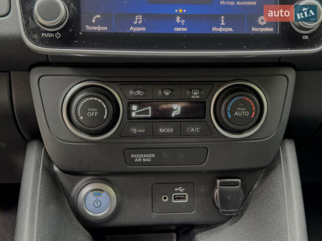 Білий Ніссан Ліф, об'ємом двигуна 0 л та пробігом 18 тис. км за 14500 $, фото 68 на Automoto.ua