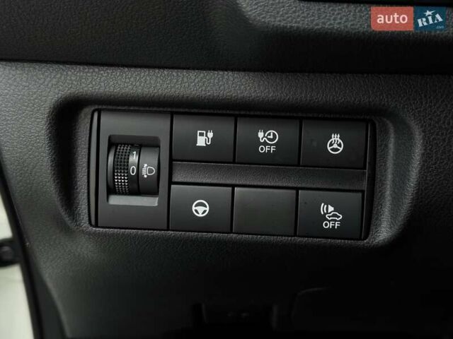 Білий Ніссан Ліф, об'ємом двигуна 0 л та пробігом 46 тис. км за 13800 $, фото 44 на Automoto.ua