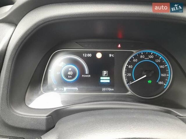 Белый Ниссан Лиф, объемом двигателя 0 л и пробегом 20 тыс. км за 14000 $, фото 27 на Automoto.ua