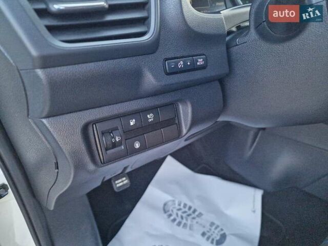 Белый Ниссан Лиф, объемом двигателя 0 л и пробегом 93 тыс. км за 14600 $, фото 22 на Automoto.ua