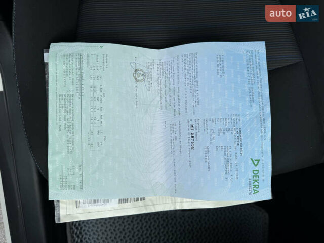 Белый Ниссан Лиф, объемом двигателя 0 л и пробегом 15 тыс. км за 12999 $, фото 30 на Automoto.ua