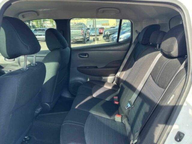 Білий Ніссан Ліф, об'ємом двигуна 0 л та пробігом 16 тис. км за 7600 $, фото 11 на Automoto.ua