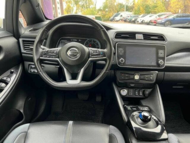 Білий Ніссан Ліф, об'ємом двигуна 0 л та пробігом 20 тис. км за 18000 $, фото 8 на Automoto.ua