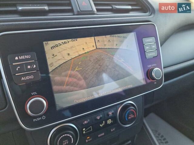 Белый Ниссан Лиф, объемом двигателя 0 л и пробегом 93 тыс. км за 14600 $, фото 29 на Automoto.ua