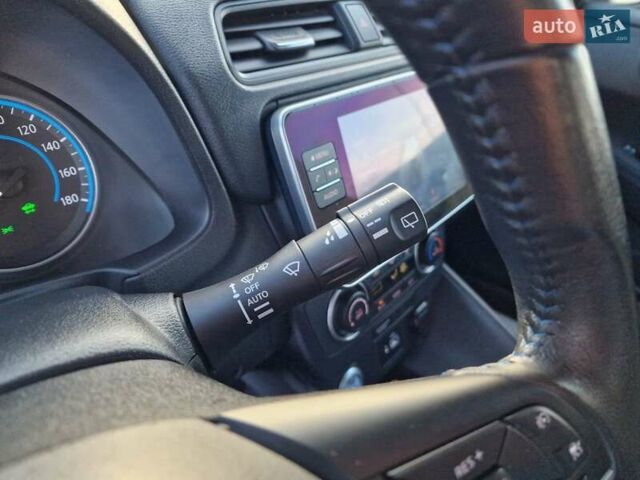 Белый Ниссан Лиф, объемом двигателя 0 л и пробегом 93 тыс. км за 14600 $, фото 28 на Automoto.ua