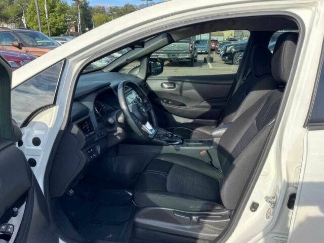 Білий Ніссан Ліф, об'ємом двигуна 0 л та пробігом 16 тис. км за 7600 $, фото 9 на Automoto.ua