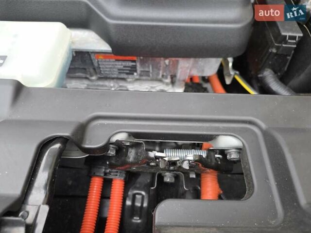 Белый Ниссан Лиф, объемом двигателя 0 л и пробегом 36 тыс. км за 14999 $, фото 47 на Automoto.ua