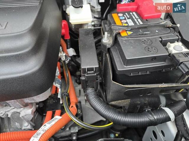 Белый Ниссан Лиф, объемом двигателя 0 л и пробегом 36 тыс. км за 14999 $, фото 49 на Automoto.ua