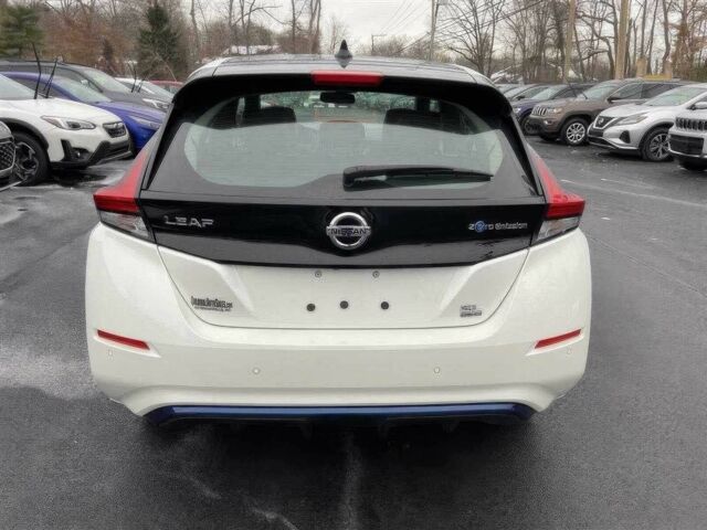 Белый Ниссан Лиф, объемом двигателя 0 л и пробегом 27 тыс. км за 6900 $, фото 4 на Automoto.ua