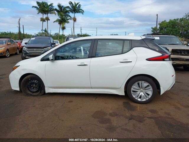 Белый Ниссан Лиф, объемом двигателя 0 л и пробегом 27 тыс. км за 8000 $, фото 7 на Automoto.ua