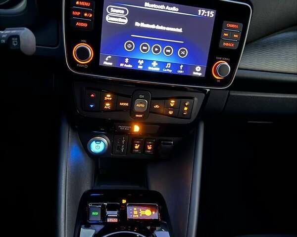 Белый Ниссан Лиф, объемом двигателя 0 л и пробегом 47 тыс. км за 19700 $, фото 15 на Automoto.ua