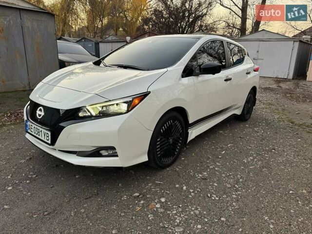 Белый Ниссан Лиф, объемом двигателя 0 л и пробегом 47 тыс. км за 19700 $, фото 7 на Automoto.ua