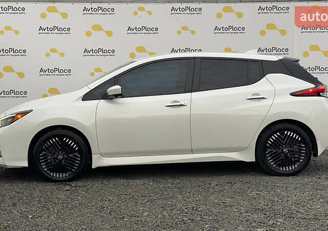 Белый Ниссан Лиф, объемом двигателя 0 л и пробегом 21 тыс. км за 16700 $, фото 76 на Automoto.ua