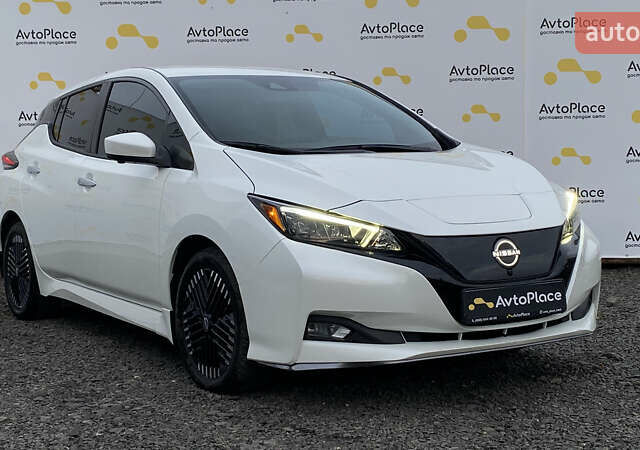 Белый Ниссан Лиф, объемом двигателя 0 л и пробегом 21 тыс. км за 16700 $, фото 110 на Automoto.ua