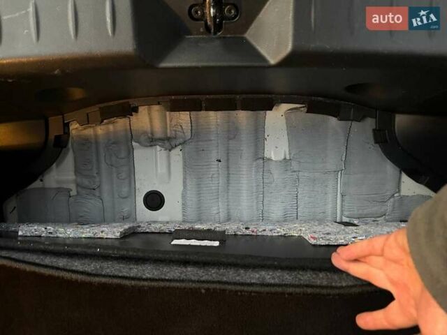 Белый Ниссан Лиф, объемом двигателя 0 л и пробегом 47 тыс. км за 19700 $, фото 22 на Automoto.ua