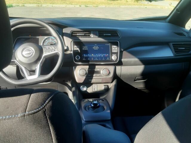 Белый Ниссан Лиф, объемом двигателя 0 л и пробегом 10 тыс. км за 16600 $, фото 15 на Automoto.ua