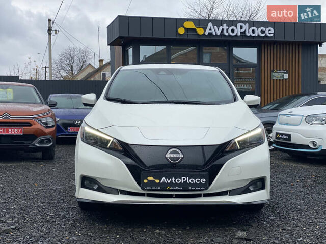 Белый Ниссан Лиф, объемом двигателя 0 л и пробегом 21 тыс. км за 16700 $, фото 1 на Automoto.ua