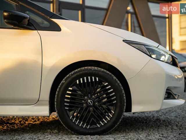 Белый Ниссан Лиф, объемом двигателя 0 л и пробегом 1 тыс. км за 21500 $, фото 12 на Automoto.ua