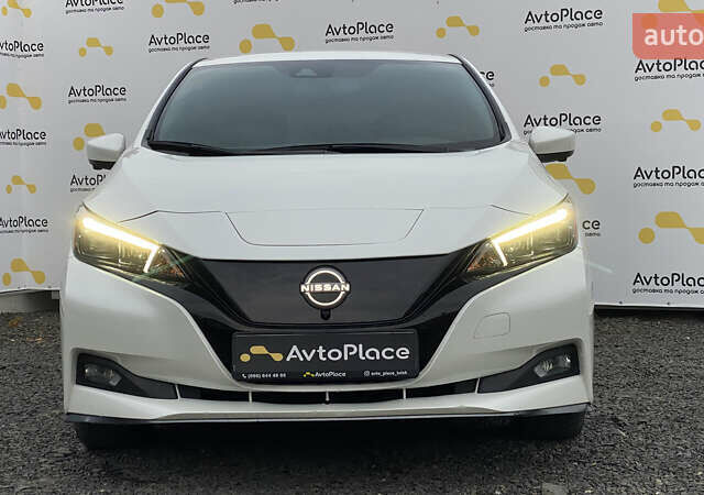 Белый Ниссан Лиф, объемом двигателя 0 л и пробегом 21 тыс. км за 16700 $, фото 106 на Automoto.ua