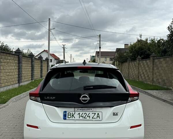 Білий Ніссан Ліф, об'ємом двигуна 0 л та пробігом 1 тис. км за 25999 $, фото 16 на Automoto.ua