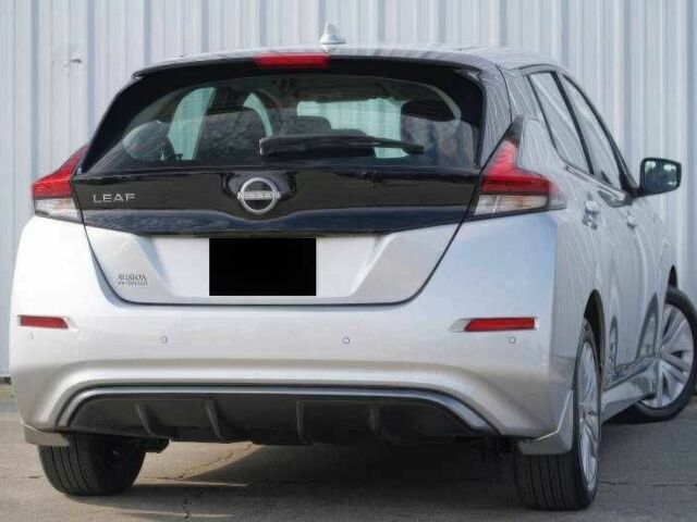 Белый Ниссан Лиф, объемом двигателя 0 л и пробегом 20 тыс. км за 11950 $, фото 4 на Automoto.ua