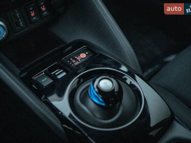 Белый Ниссан Лиф, объемом двигателя 0 л и пробегом 1 тыс. км за 21500 $, фото 33 на Automoto.ua