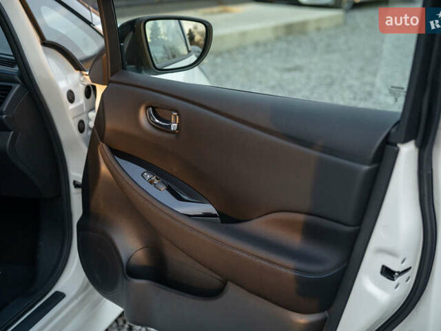 Белый Ниссан Лиф, объемом двигателя 0 л и пробегом 1 тыс. км за 21500 $, фото 42 на Automoto.ua