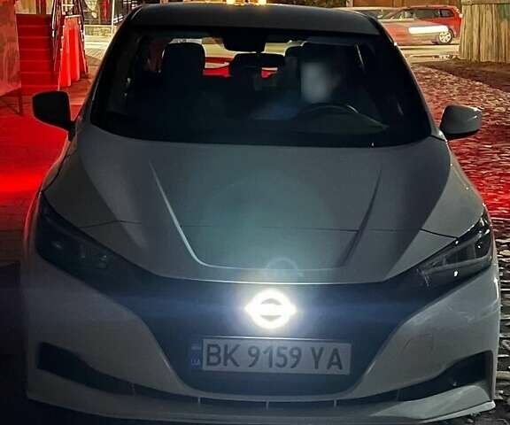 Белый Ниссан Лиф, объемом двигателя 0 л и пробегом 10 тыс. км за 16500 $, фото 25 на Automoto.ua