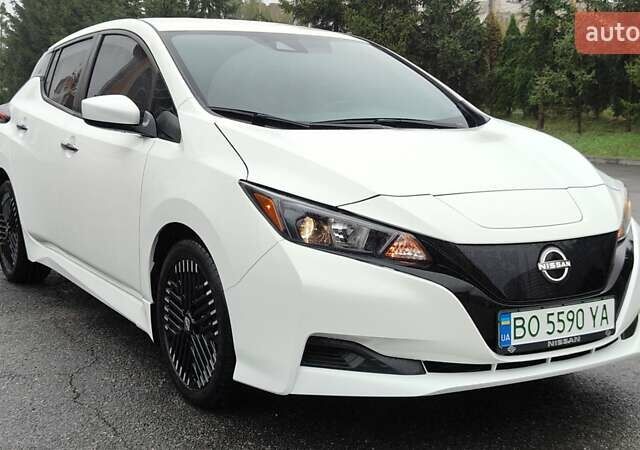 Белый Ниссан Лиф, объемом двигателя 0 л и пробегом 1 тыс. км за 17200 $, фото 8 на Automoto.ua