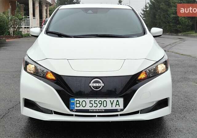 Белый Ниссан Лиф, объемом двигателя 0 л и пробегом 1 тыс. км за 17200 $, фото 7 на Automoto.ua