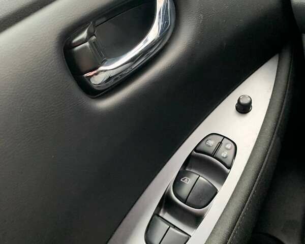 Белый Ниссан Лиф, объемом двигателя 0 л и пробегом 10 тыс. км за 16500 $, фото 3 на Automoto.ua