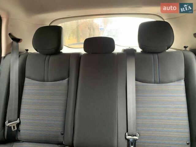 Белый Ниссан Лиф, объемом двигателя 0 л и пробегом 10 тыс. км за 16500 $, фото 1 на Automoto.ua