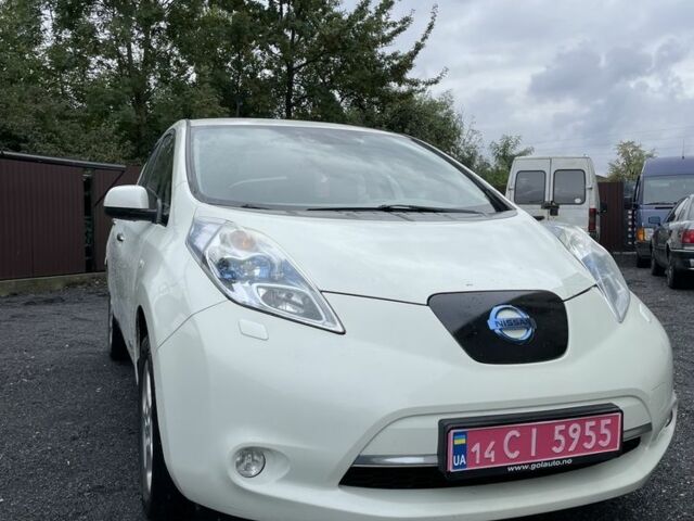 Білий Ніссан Ліф, об'ємом двигуна 0 л та пробігом 183 тис. км за 3200 $, фото 2 на Automoto.ua