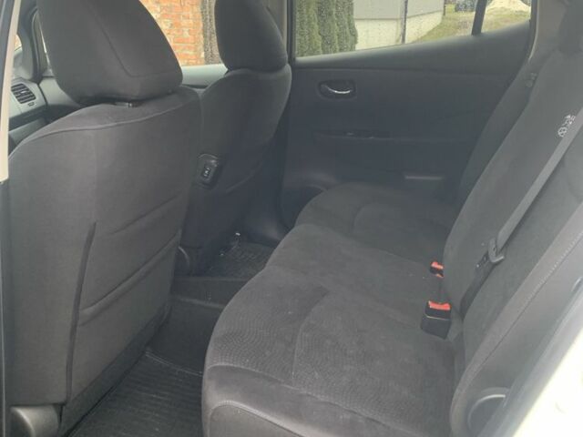 Белый Ниссан Лиф, объемом двигателя 0 л и пробегом 3 тыс. км за 6200 $, фото 3 на Automoto.ua