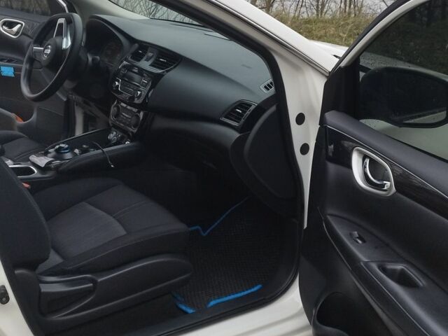 Белый Ниссан Лиф, объемом двигателя 0 л и пробегом 95 тыс. км за 11500 $, фото 16 на Automoto.ua