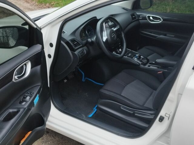 Белый Ниссан Лиф, объемом двигателя 0 л и пробегом 95 тыс. км за 11500 $, фото 9 на Automoto.ua