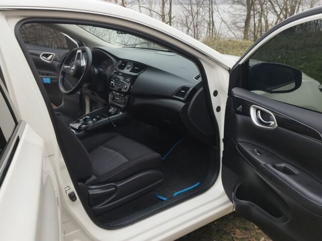 Белый Ниссан Лиф, объемом двигателя 0 л и пробегом 95 тыс. км за 11500 $, фото 15 на Automoto.ua