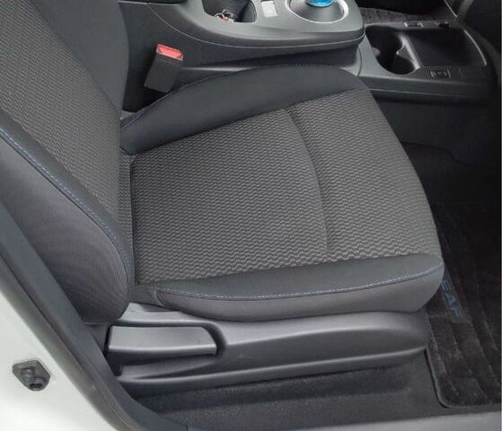 Белый Ниссан Лиф, объемом двигателя 0 л и пробегом 92 тыс. км за 7200 $, фото 20 на Automoto.ua