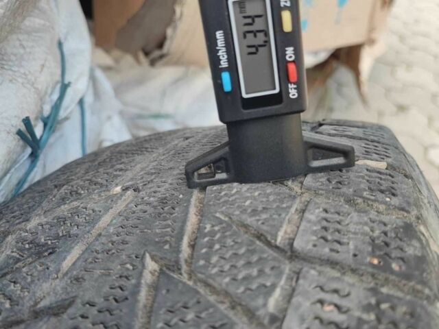 Белый Ниссан Лиф, объемом двигателя 0 л и пробегом 97 тыс. км за 6700 $, фото 13 на Automoto.ua