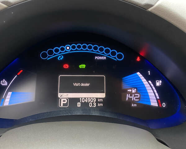 Бежевый Ниссан Лиф, объемом двигателя 0 л и пробегом 105 тыс. км за 4900 $, фото 6 на Automoto.ua